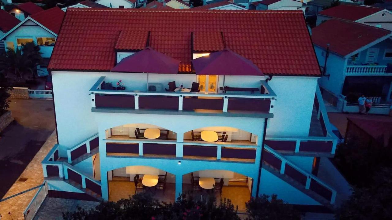 Apartments Ivan Vir Eksteriør bilde