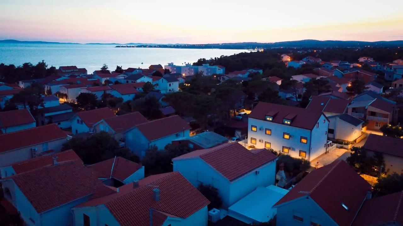 Apartments Ivan Vir Eksteriør bilde